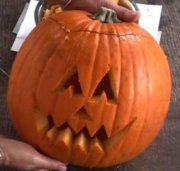 Jack-o-lantern pumpkin (Image: essentialkids.com)